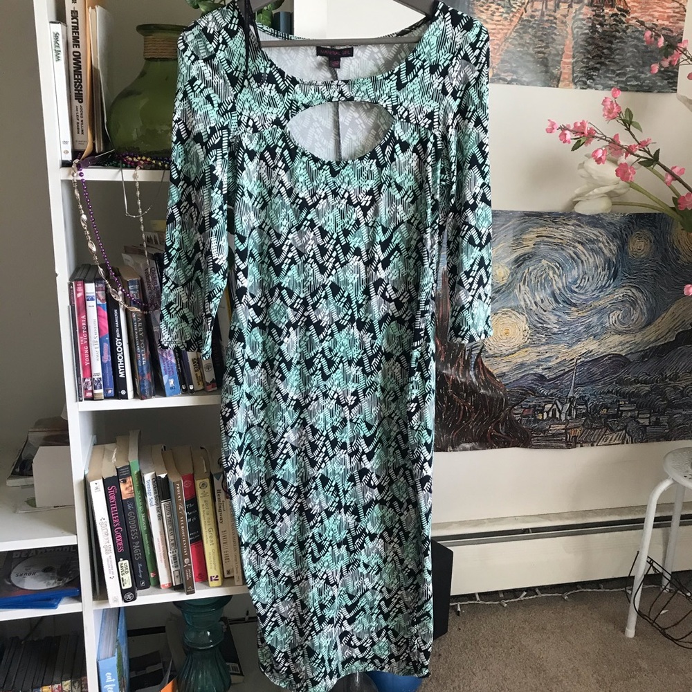 Tribal Print Keyhole Midi Dress